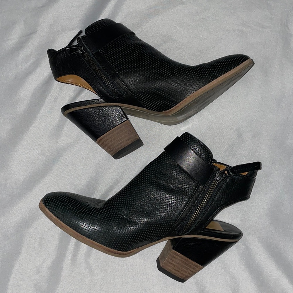 🖤Dolce Vita black textured women’s size 6.5